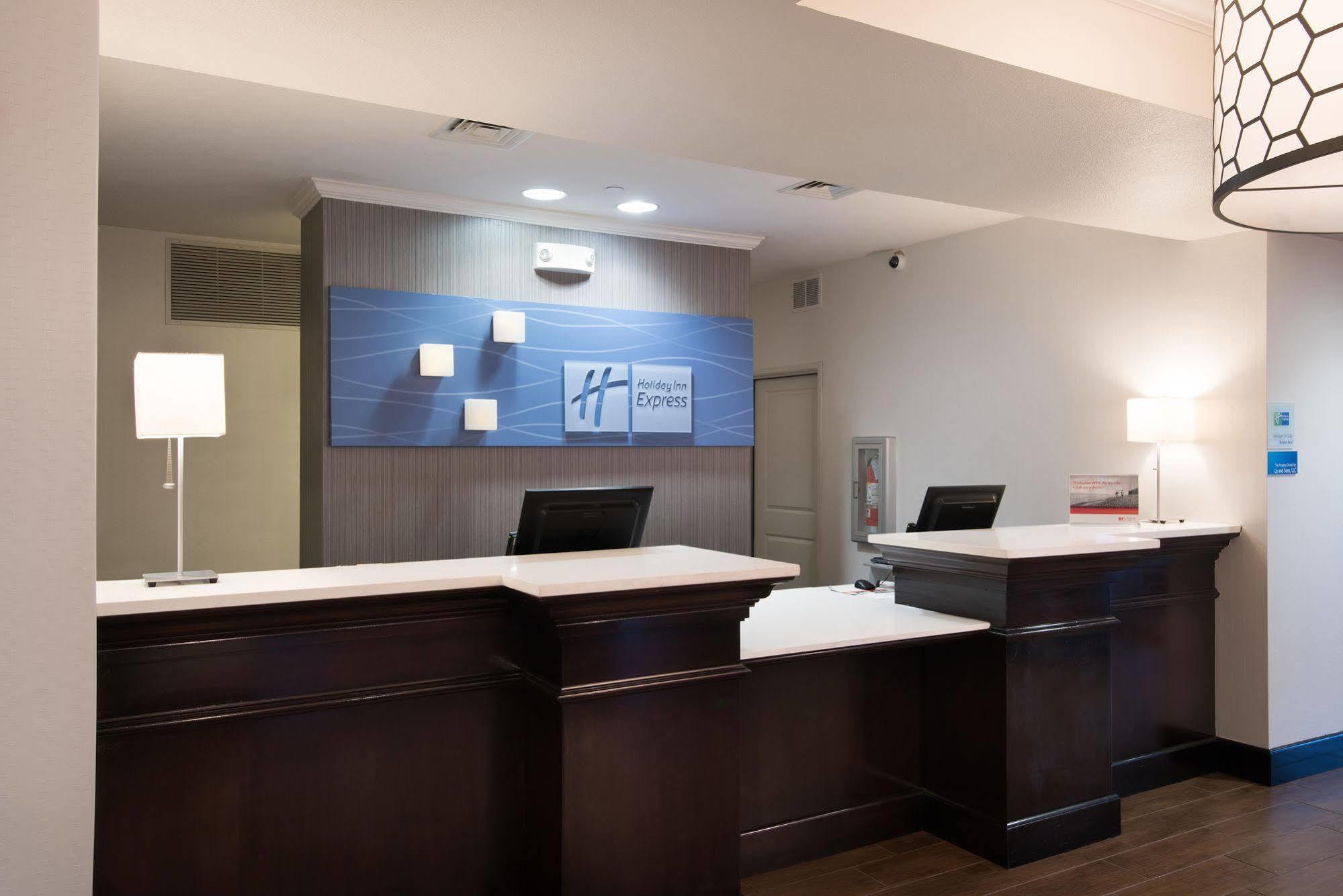 Holiday Inn Express & Suites East Wichita I-35 Andover By Ihg Exterior foto