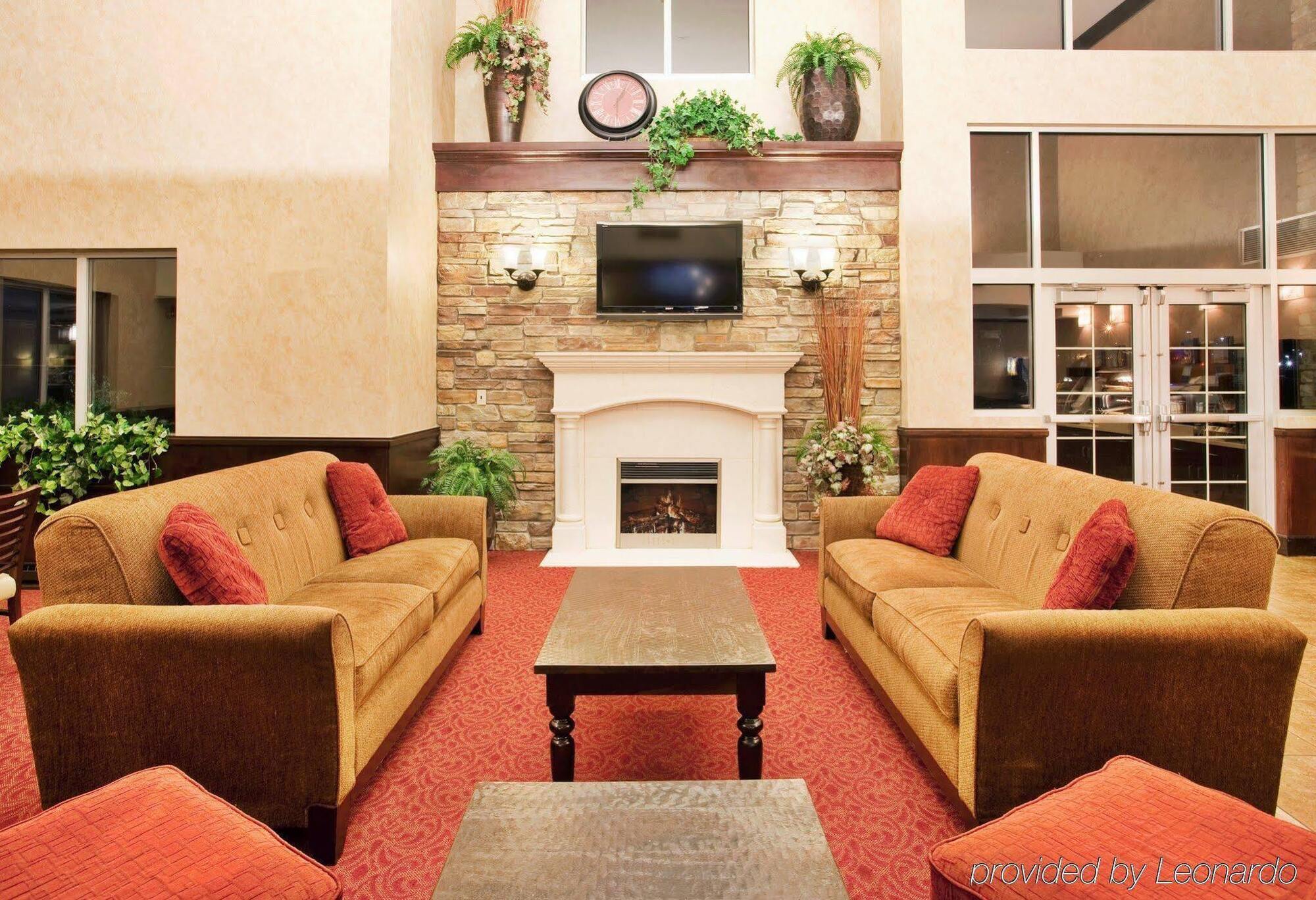 Holiday Inn Express & Suites East Wichita I-35 Andover By Ihg Exterior foto