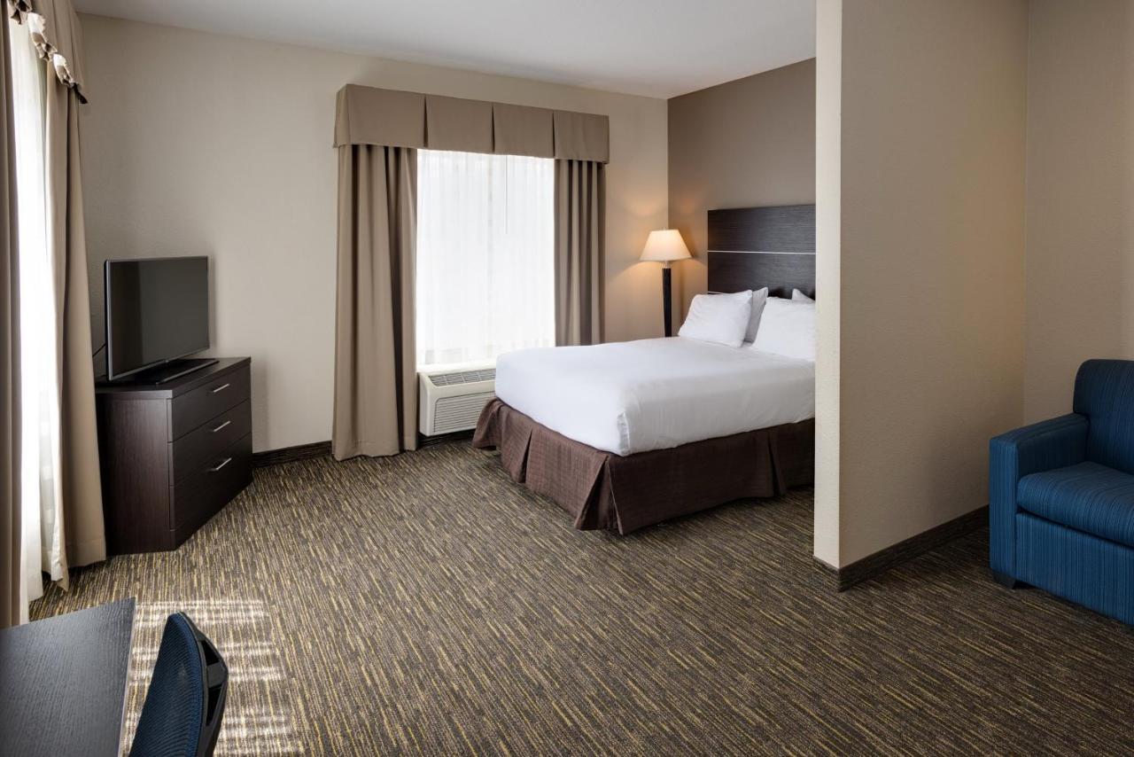 Holiday Inn Express & Suites East Wichita I-35 Andover By Ihg Exterior foto